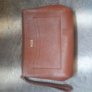 Cuyana Work Clutch Wristlet